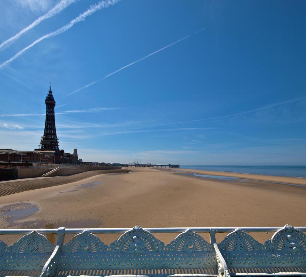 Claremont Hotel Blackpool Exterior photo